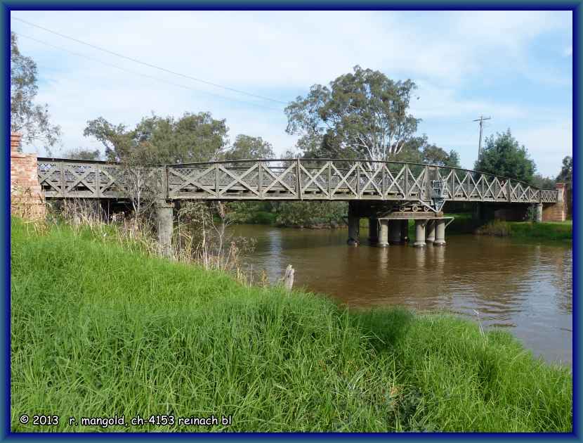 drehbrücke über den 
	la trobe river bei sale (victoria) australien am 06.04.2012