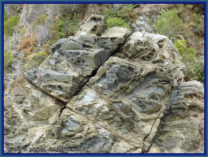 auch dieser felsen hat eine einzigartige struktur