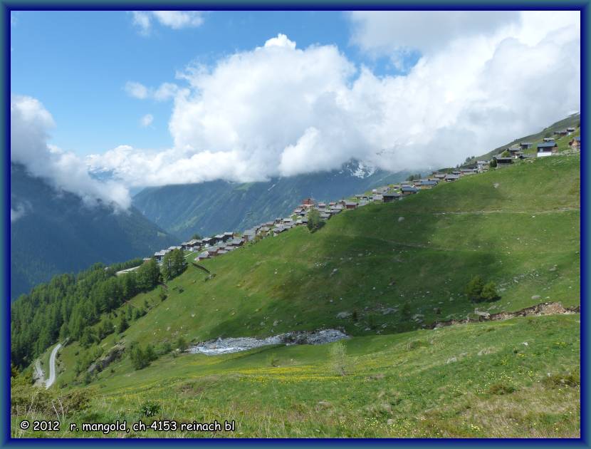 l&ouml;tschentaler h&ouml;henweg mit blick richtung lauchernalp am 09.06.2012