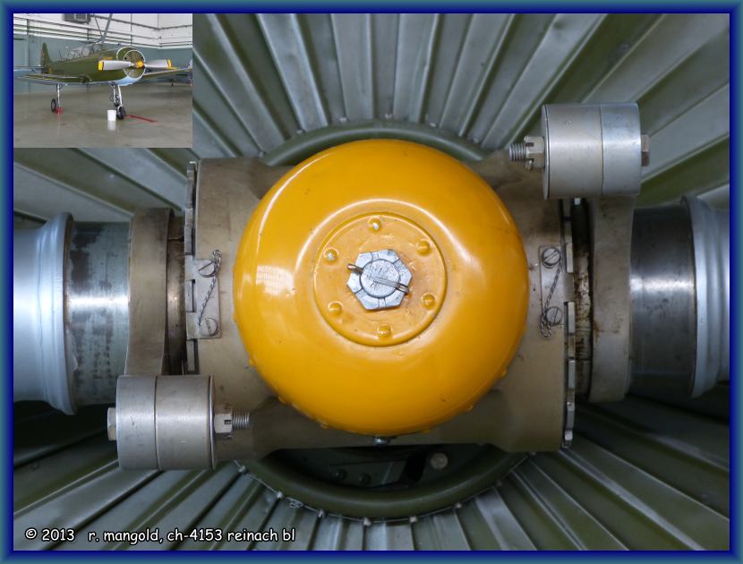 spinner des propellers einer yak-18a bei meiermotors gmbh in bremgarten (d) am 08.06.2013