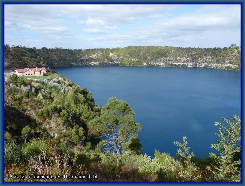 kratersee blue lake in mount gambier (south australia) australien am 31.03.2012