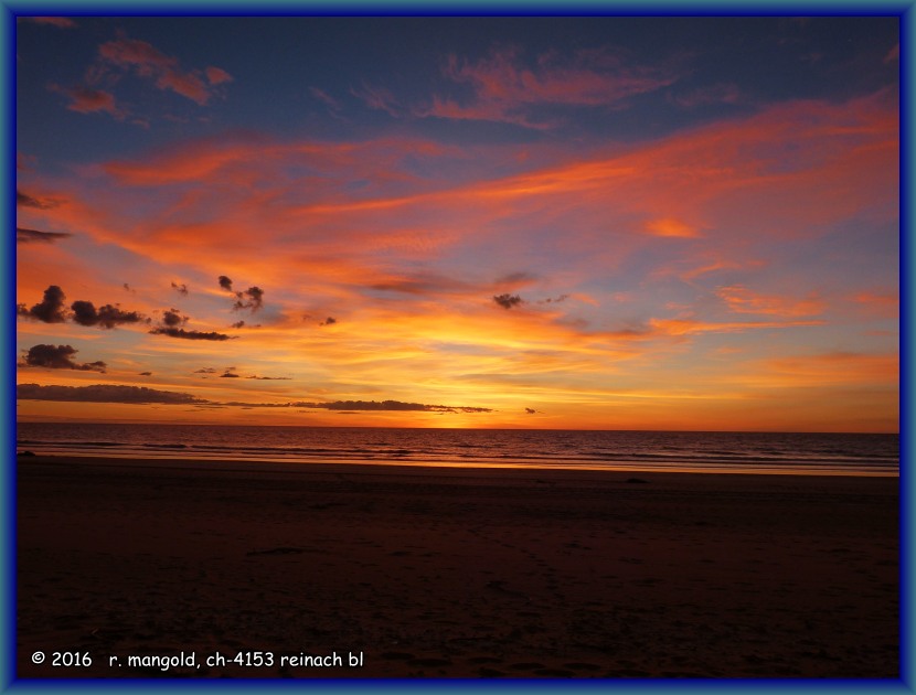 herrliche abendstimmung an der cable beach bei broome (nordwestaustralien) am 05.03.2012