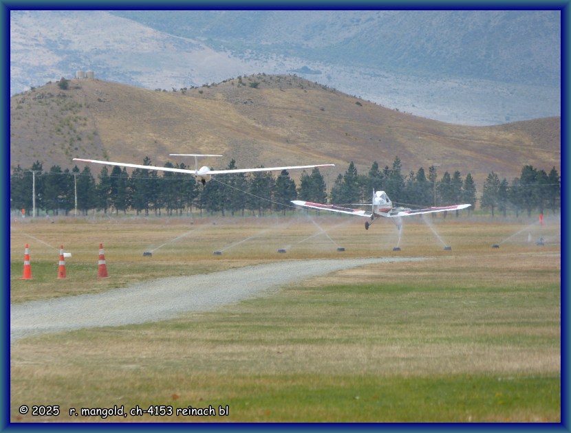 auf dem flugplatz omarama hat das schleppgespann abgehoben (neuseeland s&uuml;dinsel) 08.01.2018